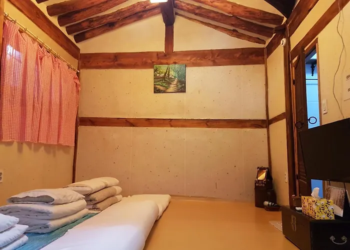 Casa de hóspedes Gongsimga Hanok
