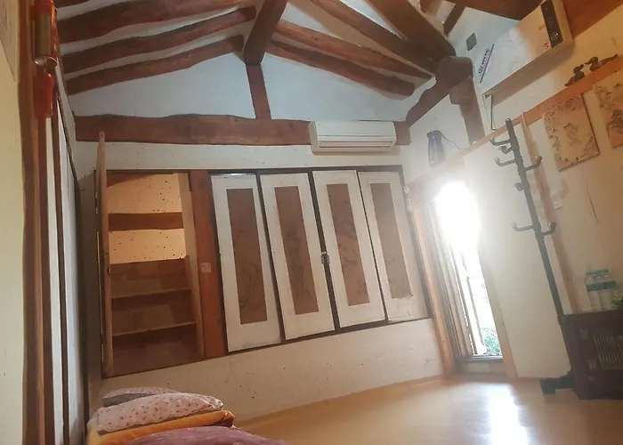 Gongsimga Hanok Casa de hóspedes 2*