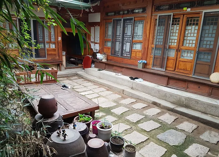 Gongsimga Hanok Seul