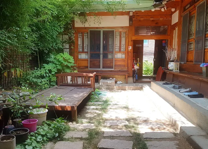 Gongsimga Hanok Casa de hóspedes Seul