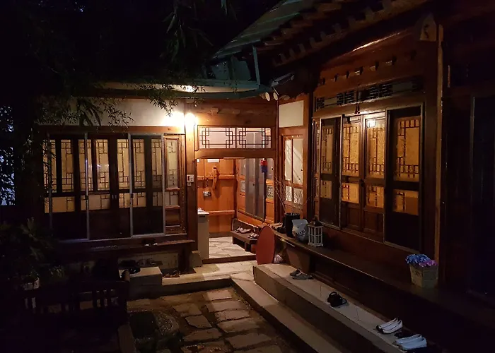 Gongsimga Hanok Seul