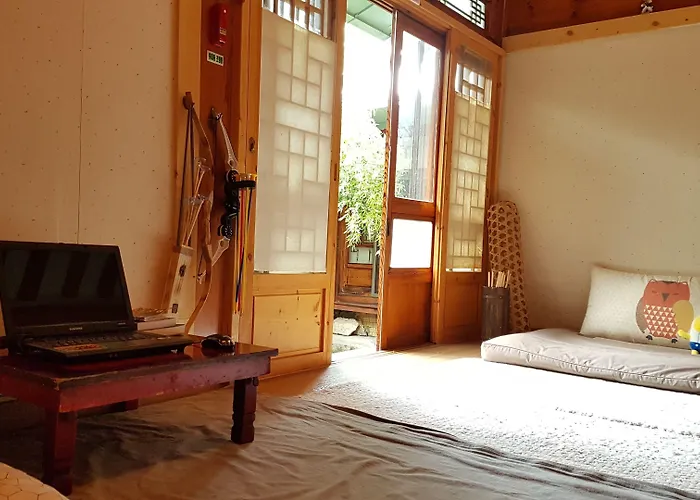 Gongsimga Hanok 2* Seul