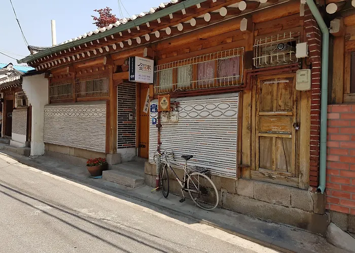 Gongsimga Hanok Seul