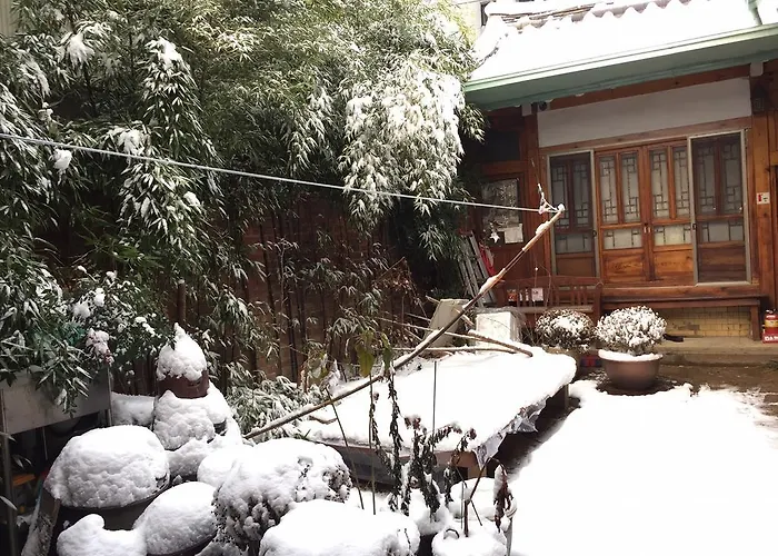 Gongsimga Hanok 2* Seul